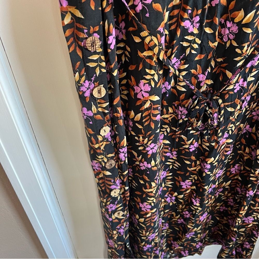 Floral Black and Purple Sleeveless Scoop Neck Maxi Sundress - Picture 7 of 7